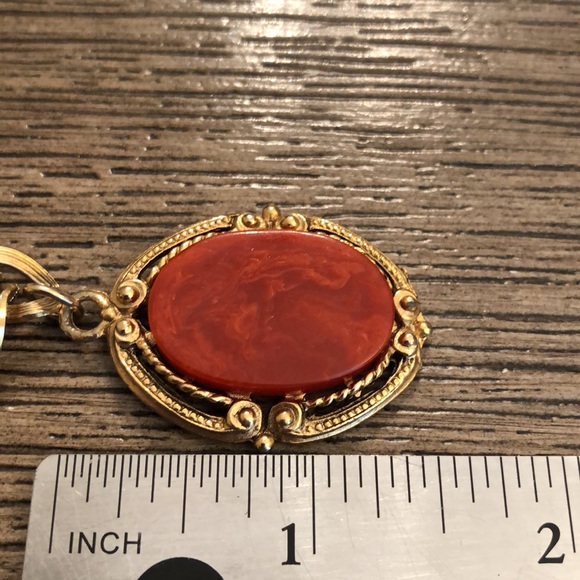 Antique Gold Chain Bracelet w/Faux Stone Cameo - Picture 12 of 16